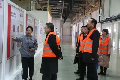 携手共建一带一路 中国对外承包工程商会房秋晨会长一行来访福田汽车，深化海外工程合作新篇章